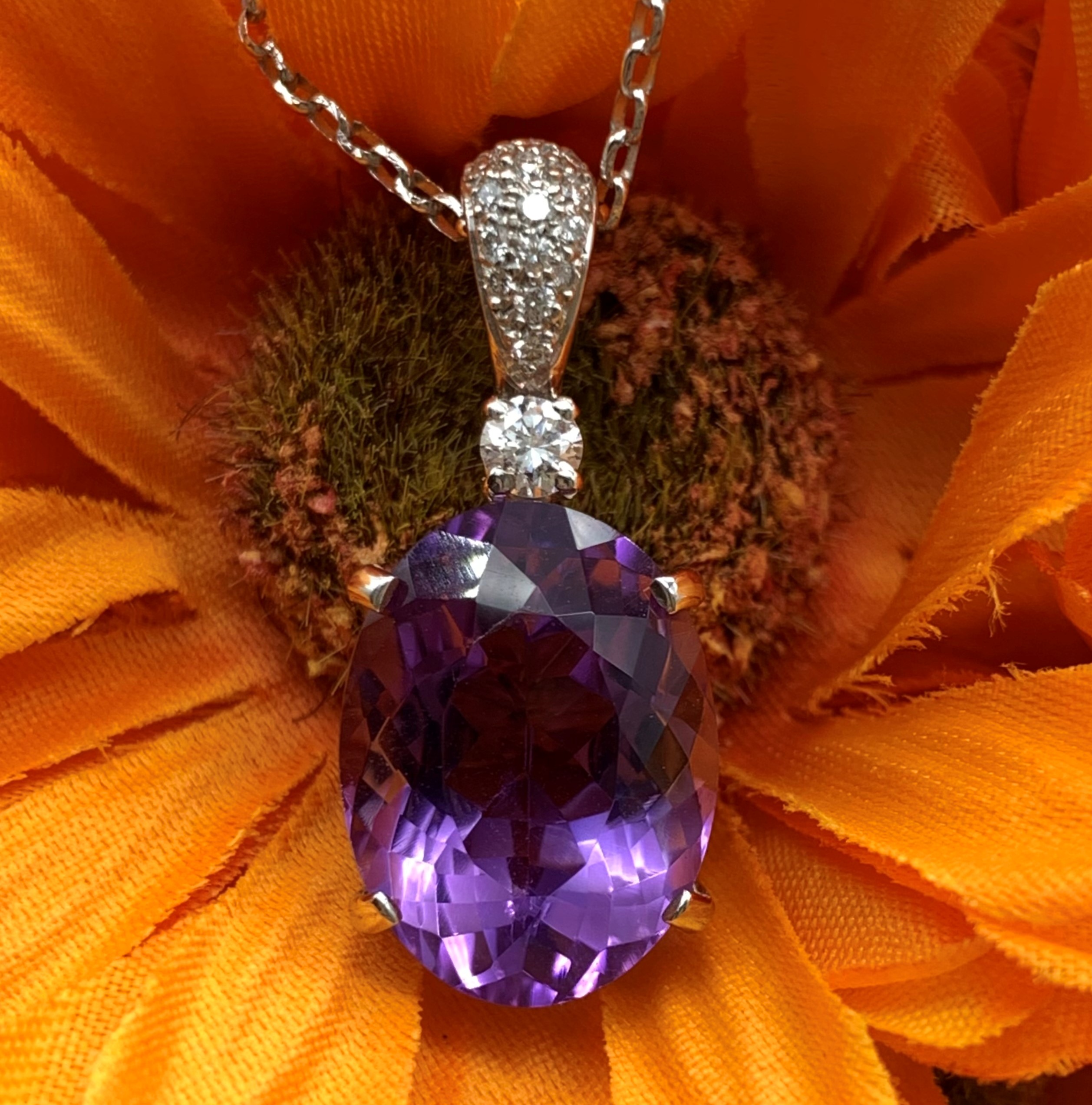 GOG Collection  Necklace EST-P4500