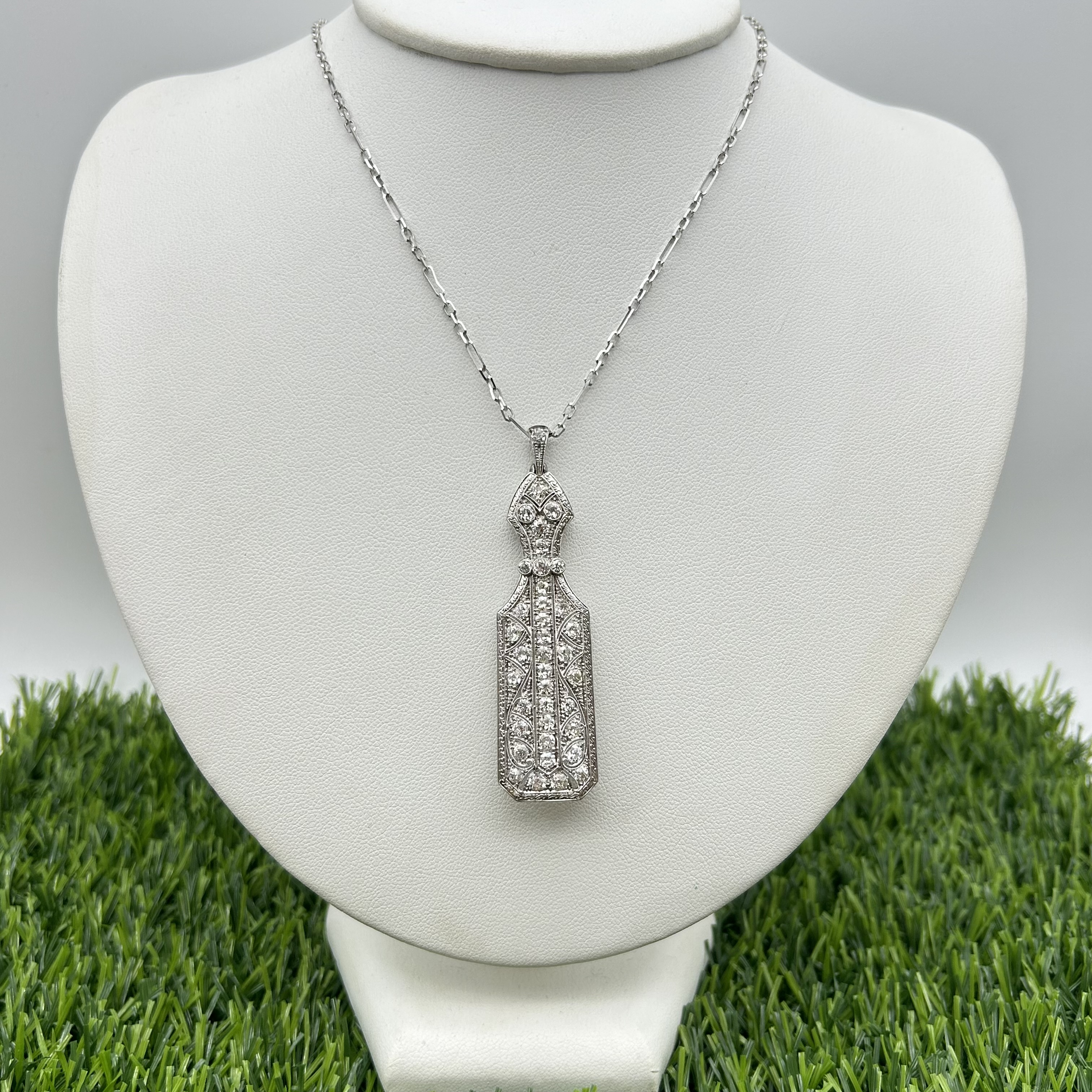 GOG Collection  Necklace GOG-PEN