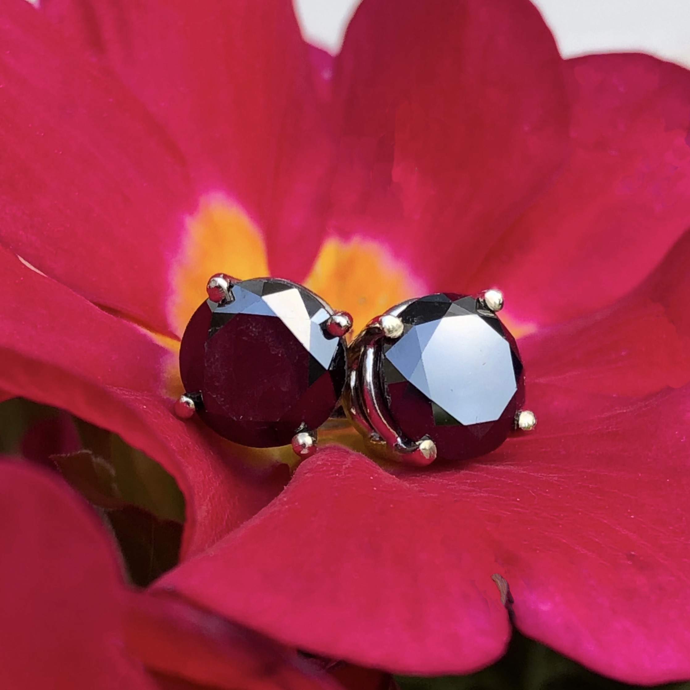 GOG Collection Earrings GOG-14KWG1.1DWT3.14CT GOG Collection Earrings GOG-14KWG1.1DWT3.14CT