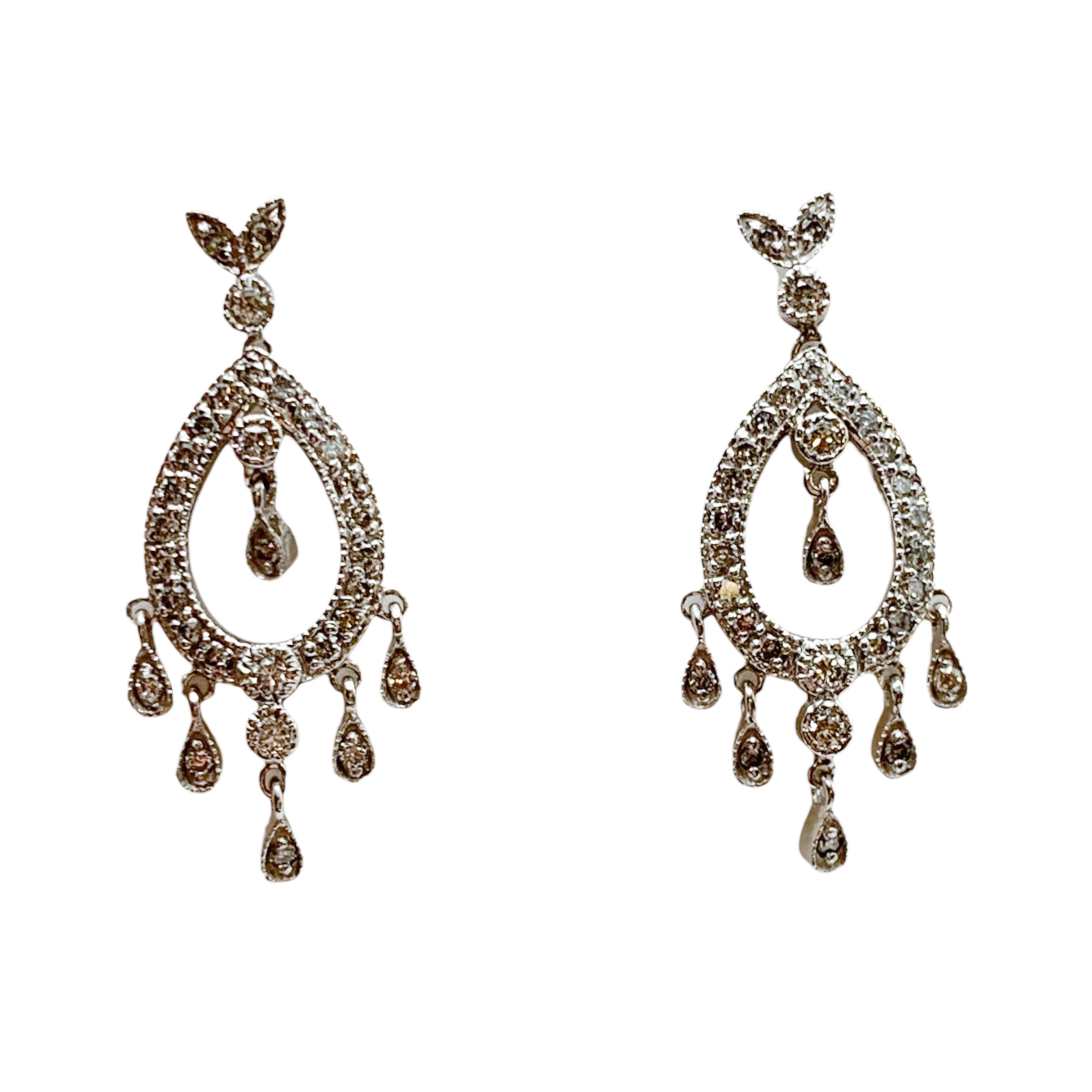 GOG Collection  Earrings EST-14KWG3.2DWT