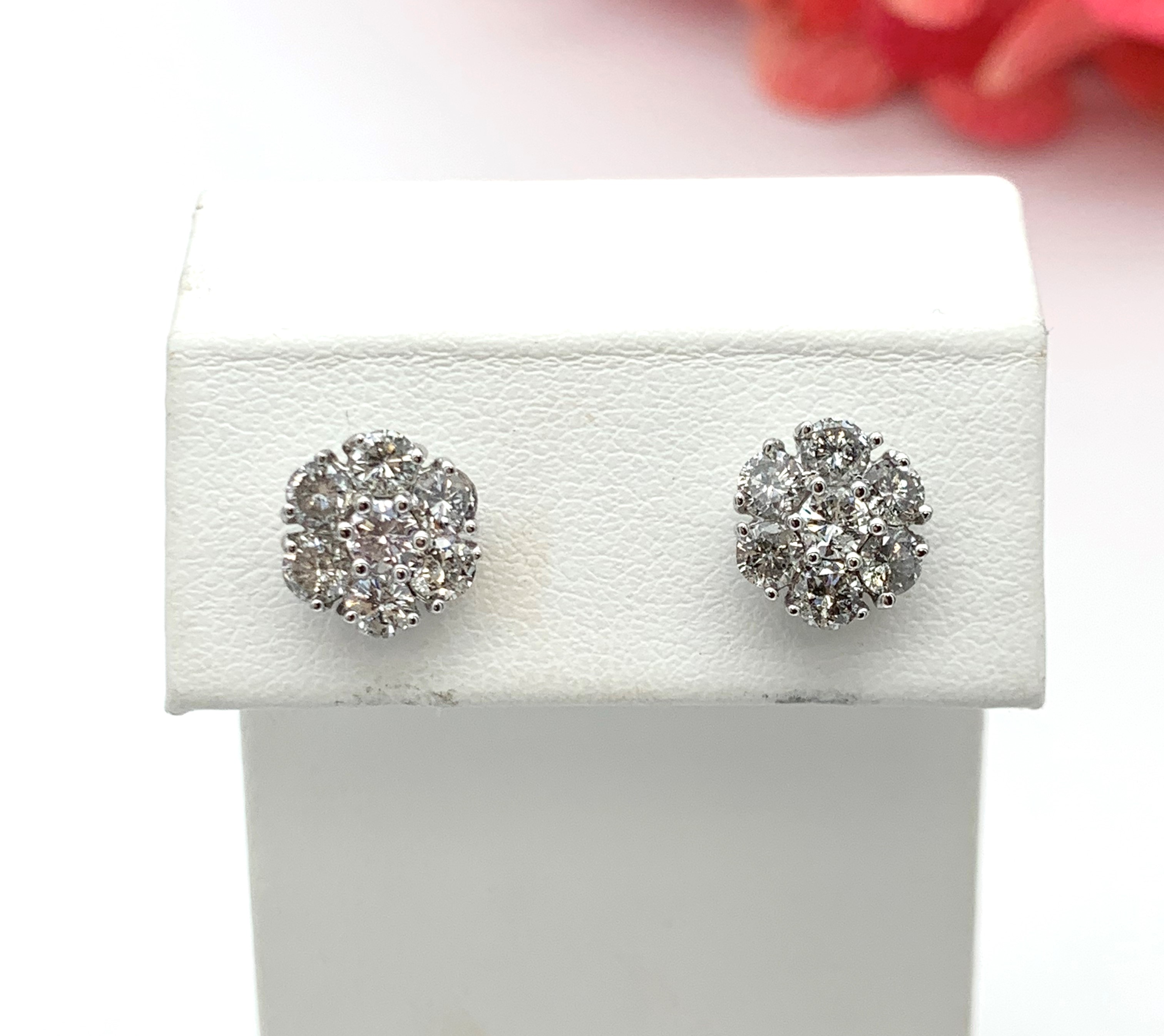 GOG Collection  Earrings EST-14KWG1.50CT