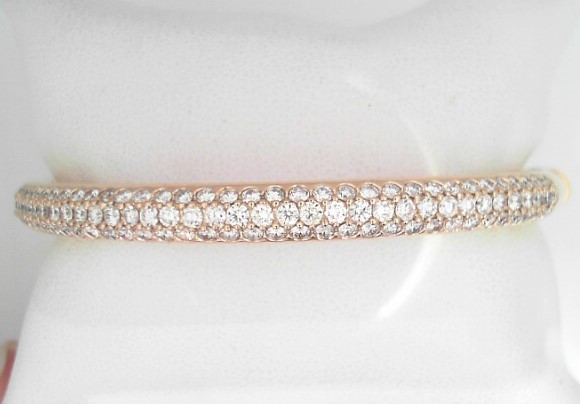 GOG Collection  Bracelet EST-118KTROSEGOLDPAVEBANGLE