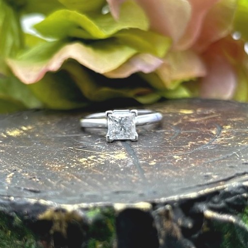 GOG Collection Ring EST-0.80CTII3PRINCESS GOG Collection Ring EST-0.80CTII3PRINCESS