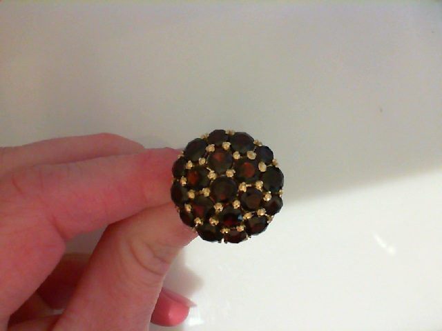 GOG Collection  Ring EST-18KT YG GARNET CLUSTER