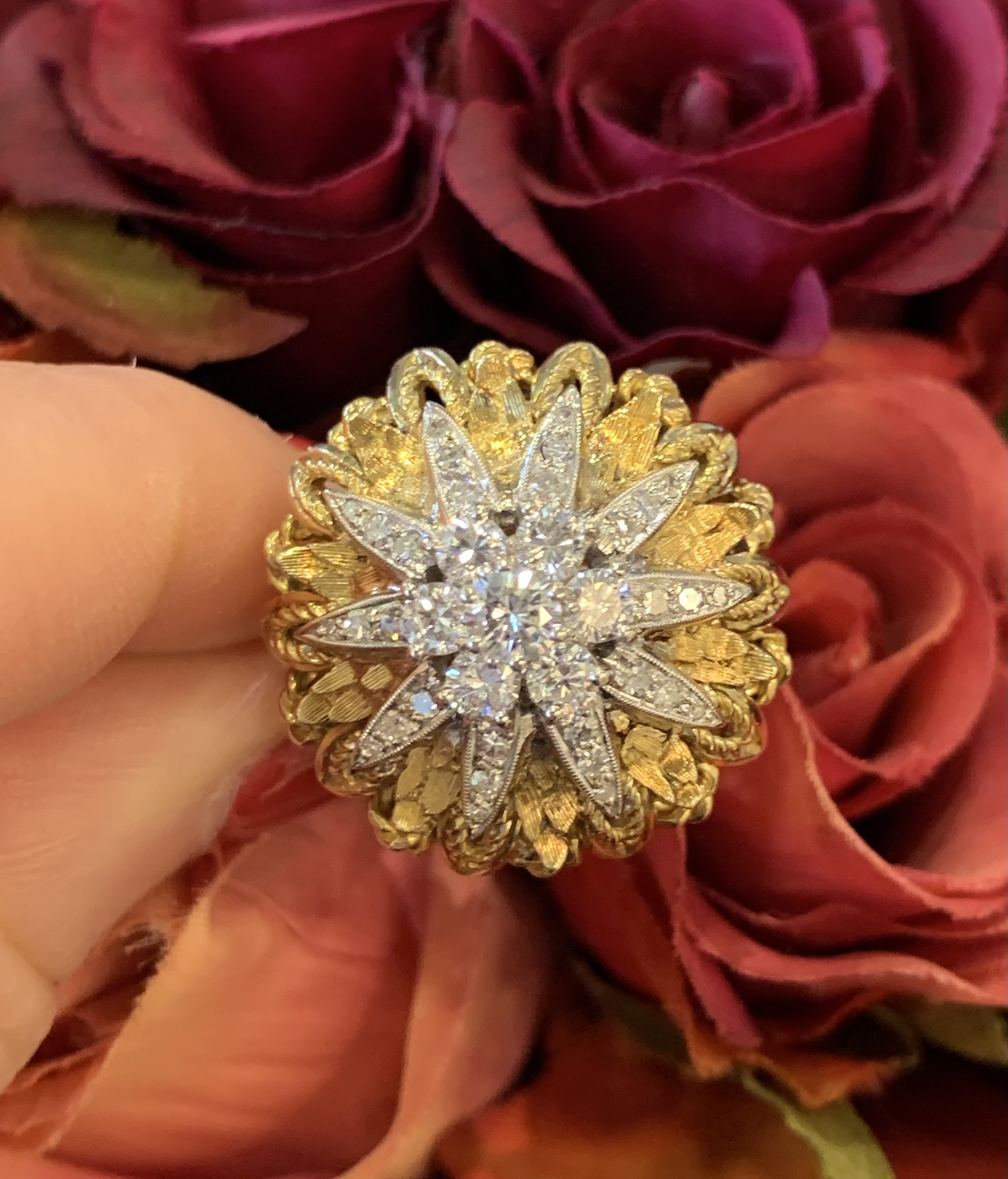 GOG Collection Ring EST-18KTYGDIARING1.30CT GOG Collection Ring EST-18KTYGDIARING1.30CT