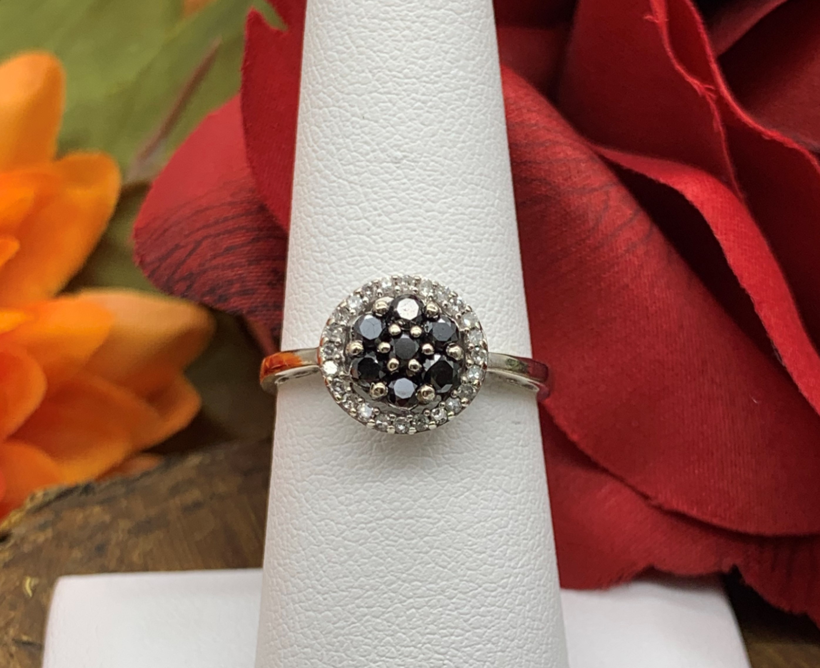 GOG Collection  Ring EST-10KDIABLK&WHIT.55