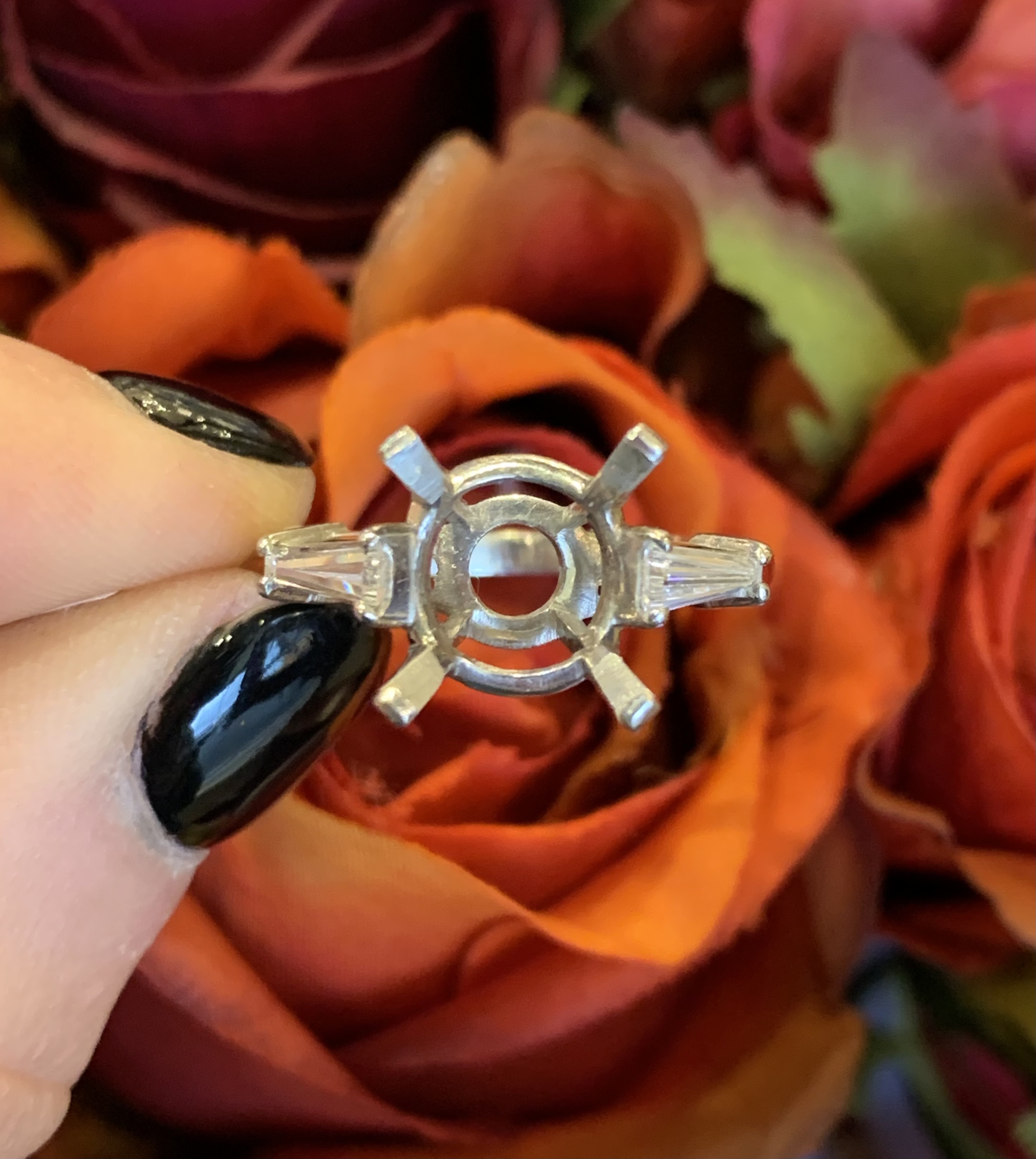 GOG Collection  Ring EST-PLAT030cts