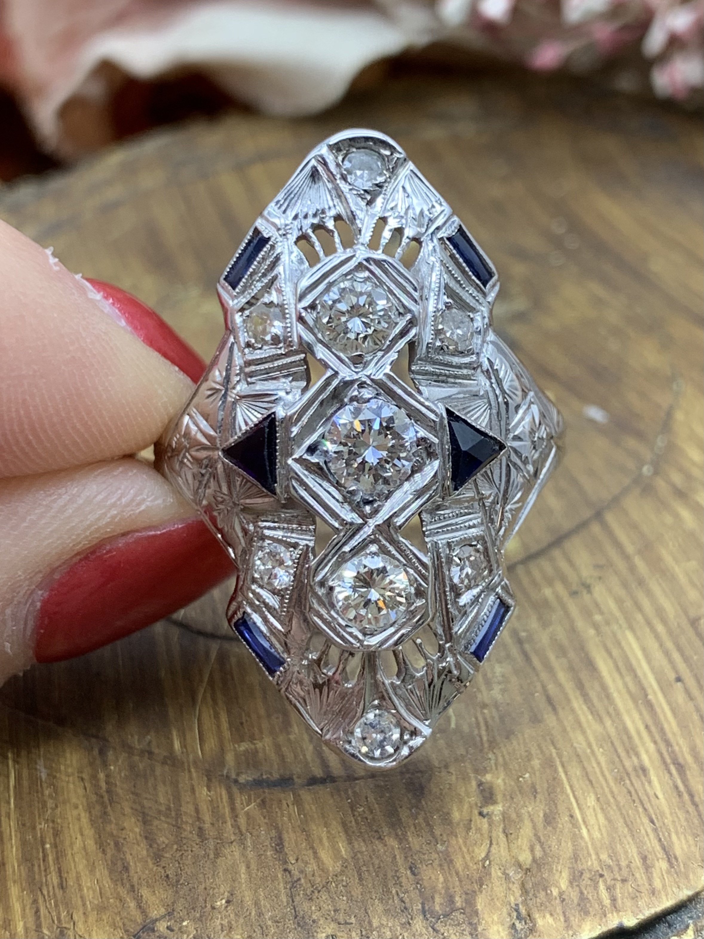 GOG Collection  Ring EST-2.7DWT.90CT