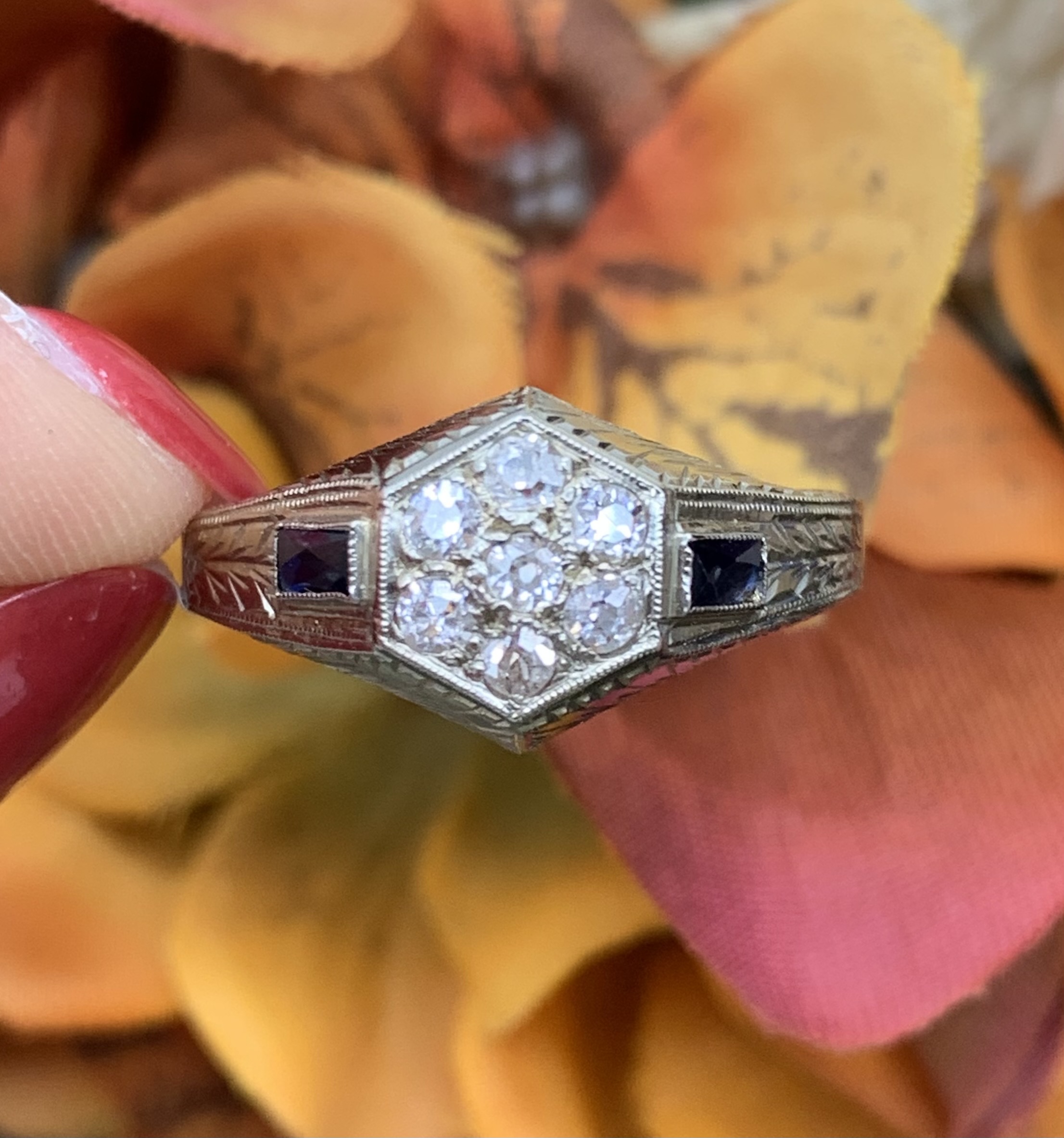 GOG Collection  Ring EST-ANTIQUE2.9DWT