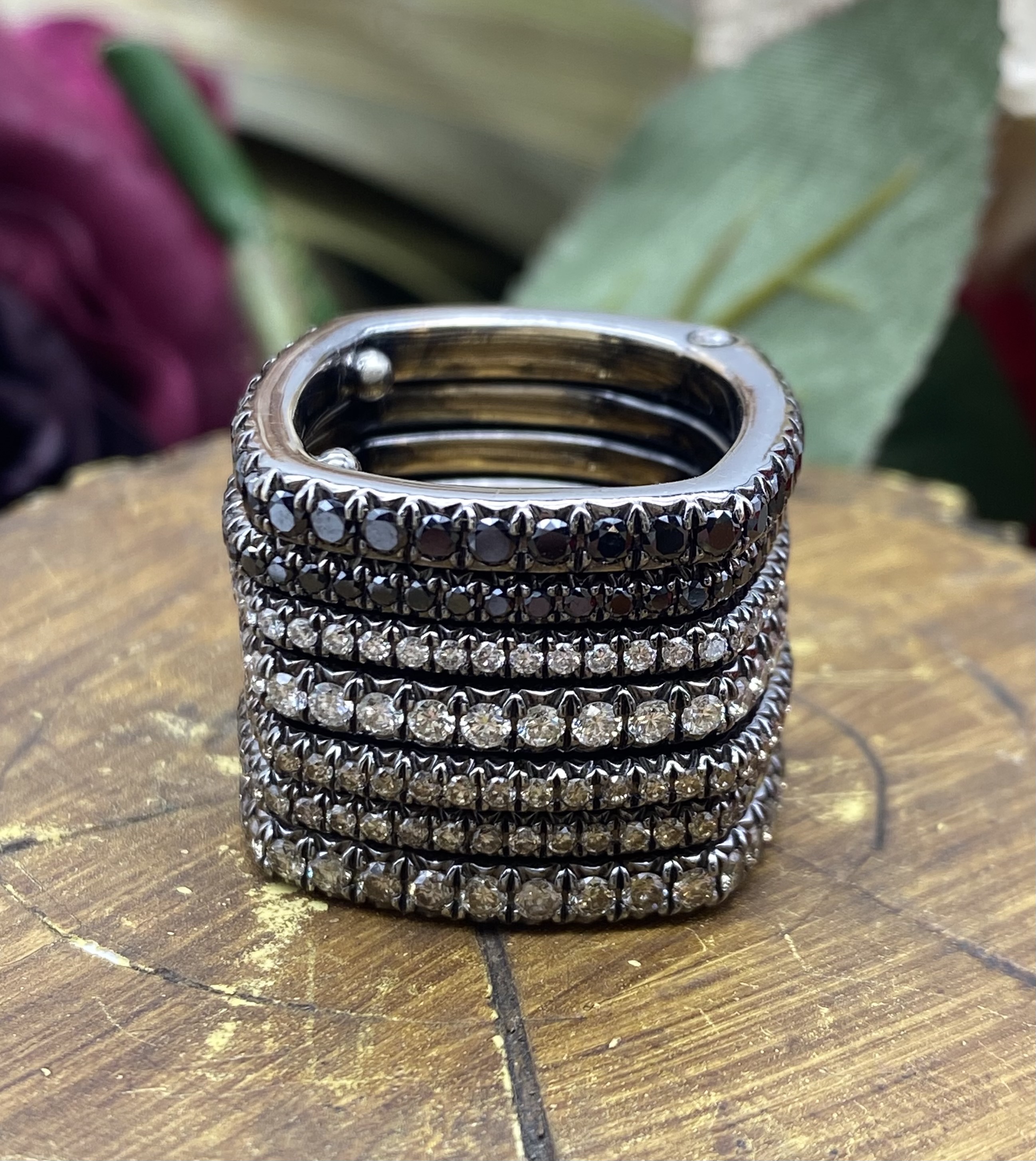 GOG Collection  Ring EST-18KBONATO