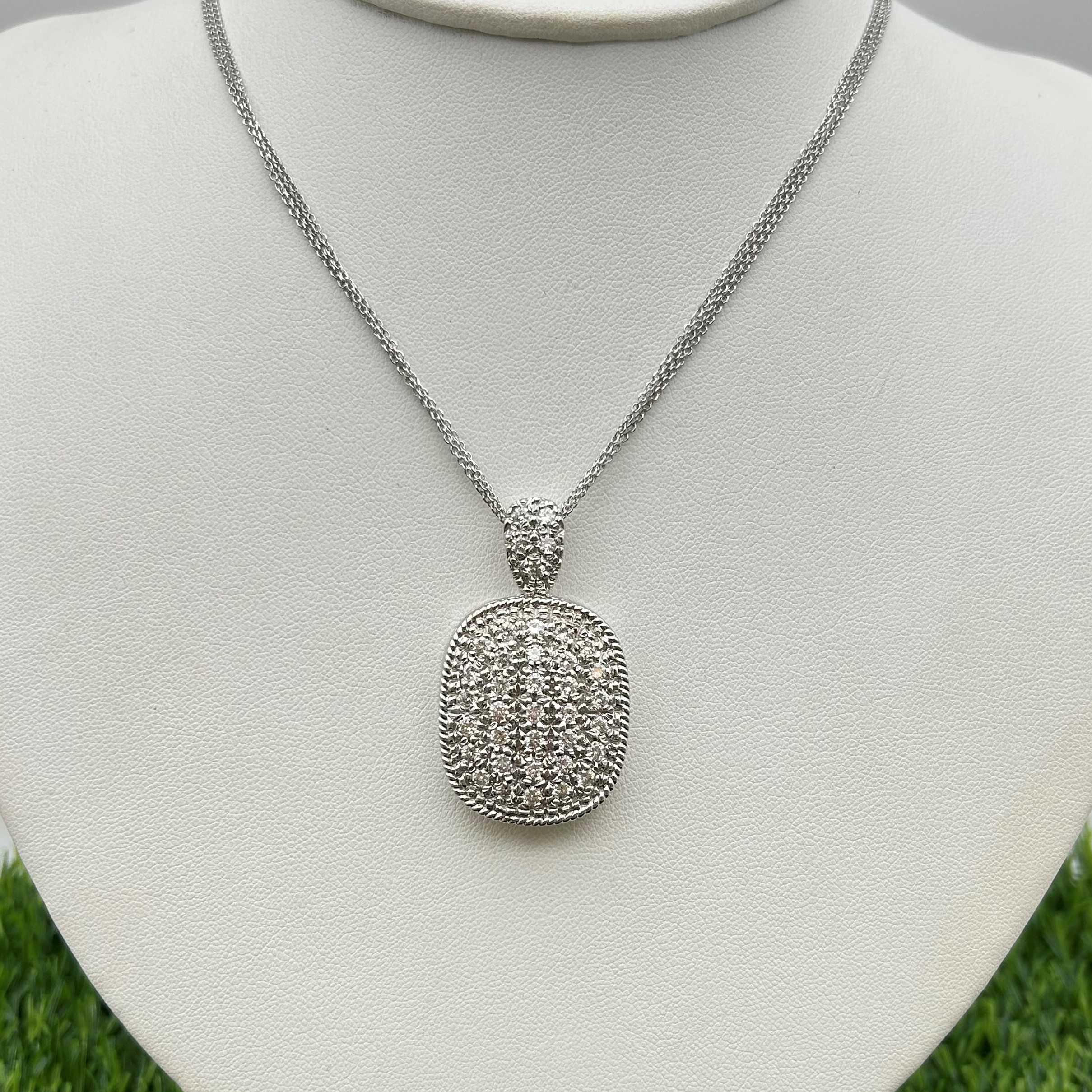 GOG Collection  Necklace EST-MOISSANITEPEND