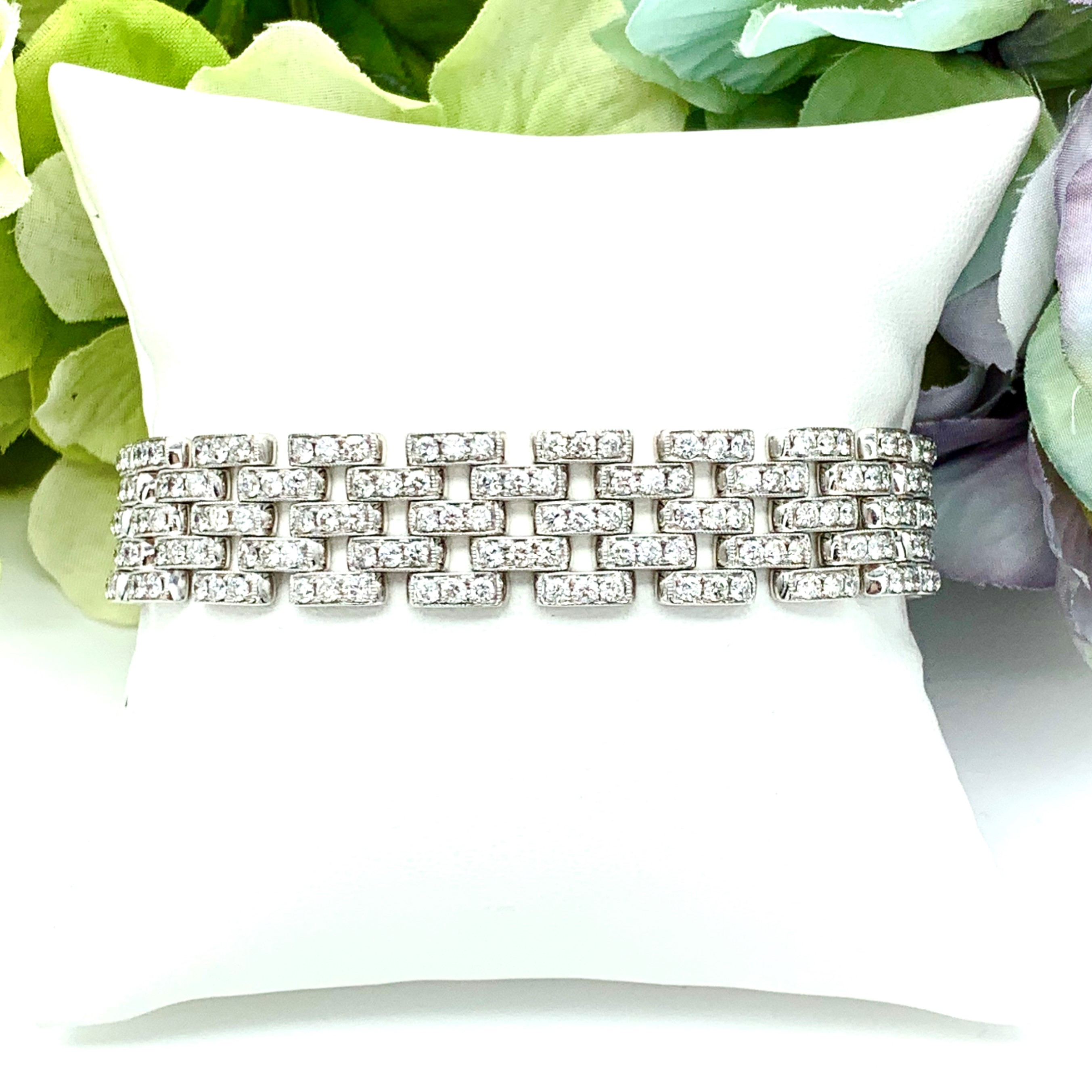 GOG Collection  Bracelet EST-18K DIAMOND BRAC