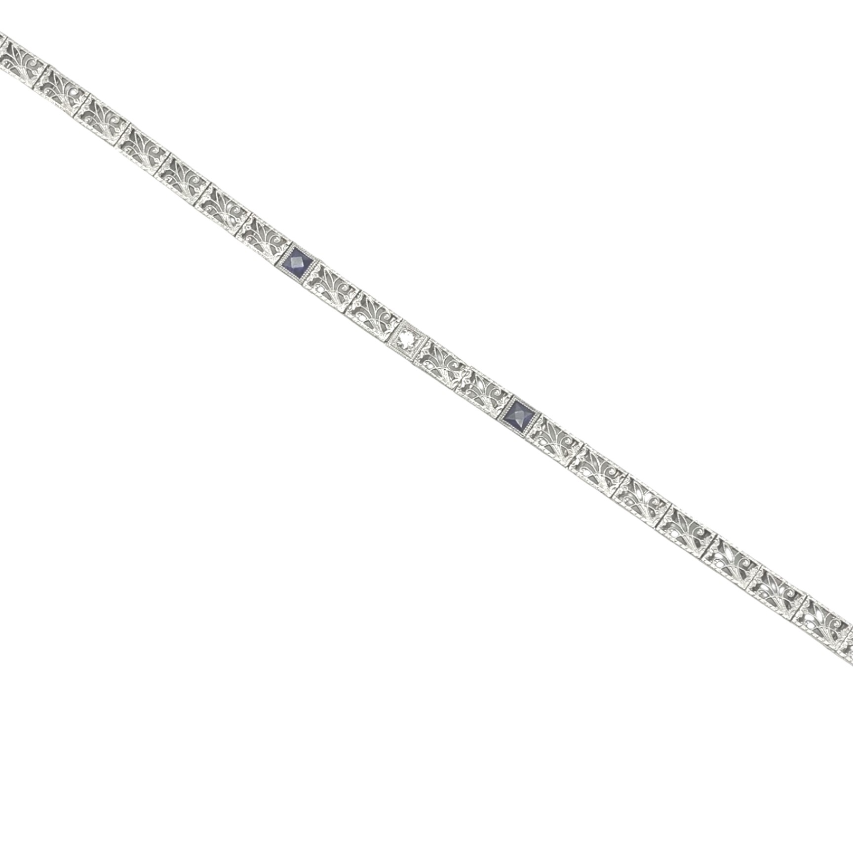 GOG Collection  Bracelet EST-14KWGANTBRC