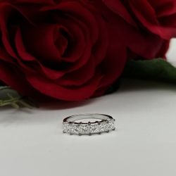 GOG Collection  Ring EST-14KWGDIARING1.49cttw