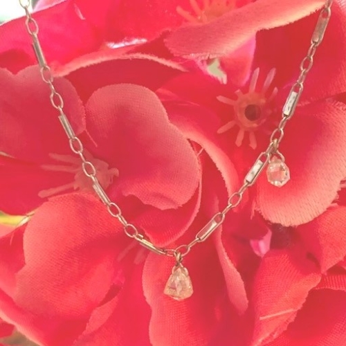 GOG Collection  Necklace GOG-14KYWGBRIOLETTEDROP