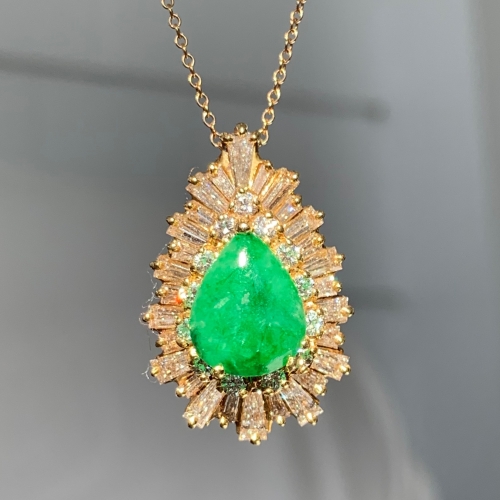 GOG Collection  Necklace EST-PDIAJADE2..15