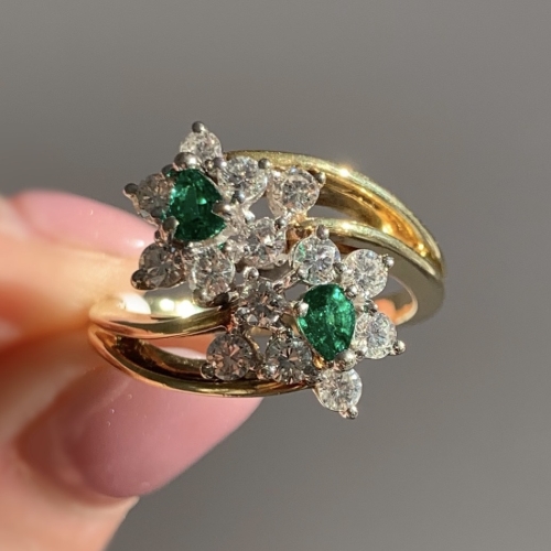 GOG Collection  Ring EST-18KEMERALD