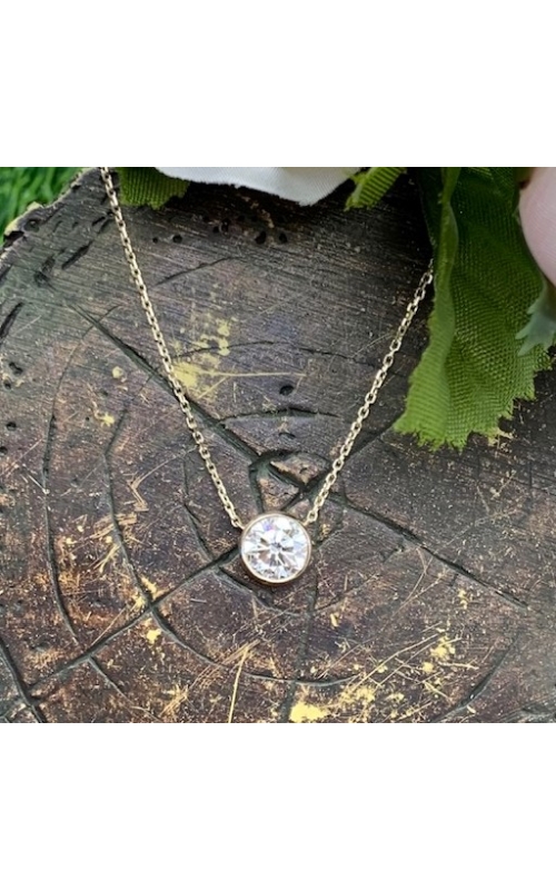 GOG Collection  Necklace GOG-LABGROWNBEZELSET