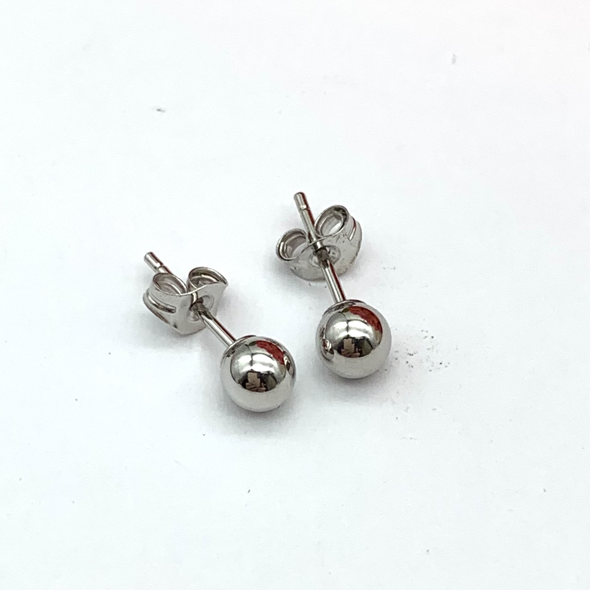 GOG Collection  Earrings HER-4EG3W