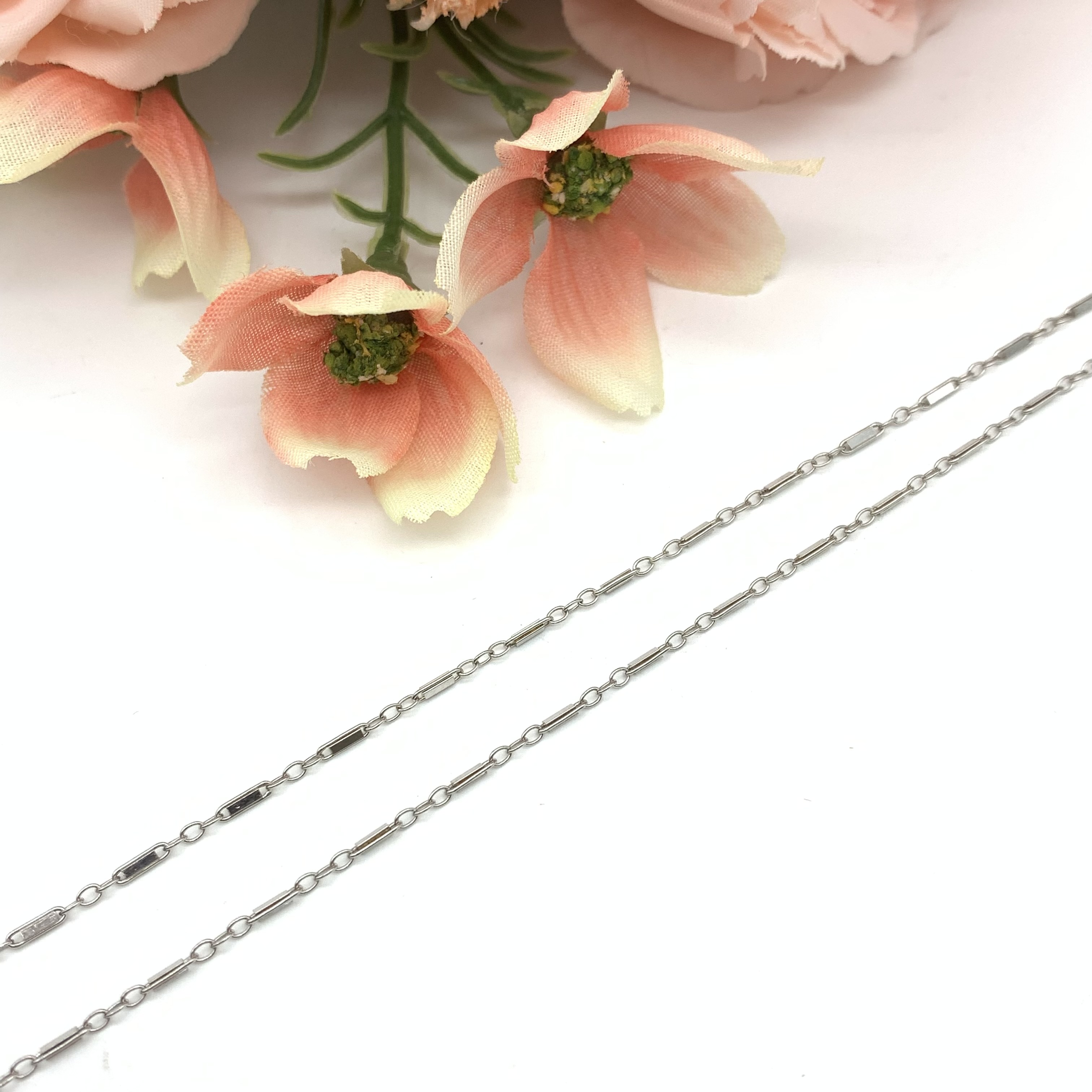 GOG Collection  Necklace HER-NC17518W
