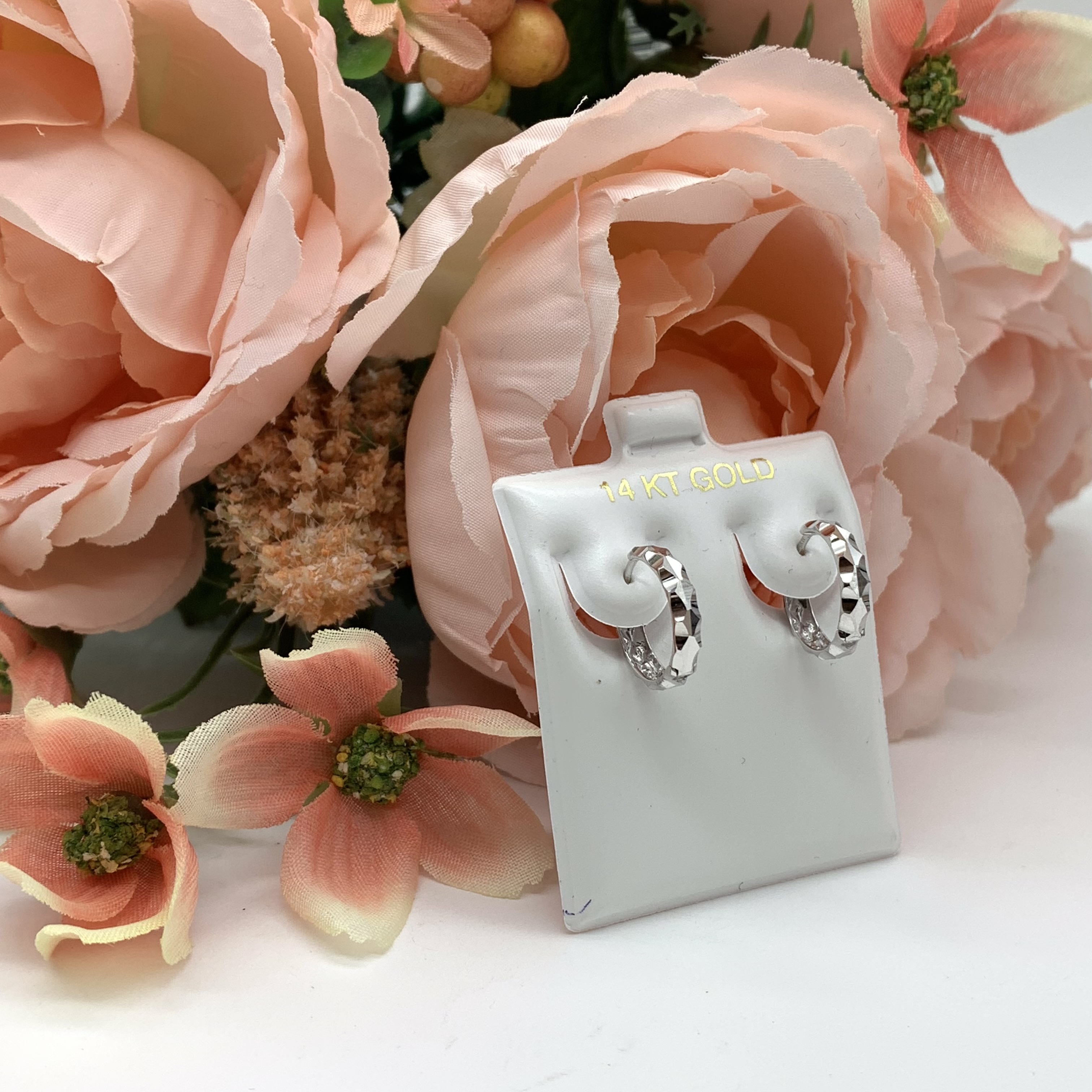 GOG Collection Earrings M&J-14KWGGEOHOOPS GOG Collection Earrings M&J-14KWGGEOHOOPS
