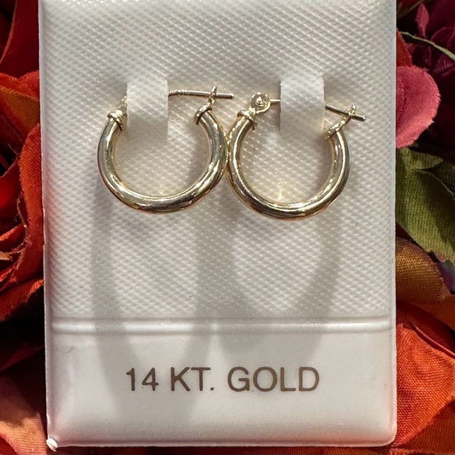 GOG Collection  Earrings M&J-14KTYGSMALLHOOP