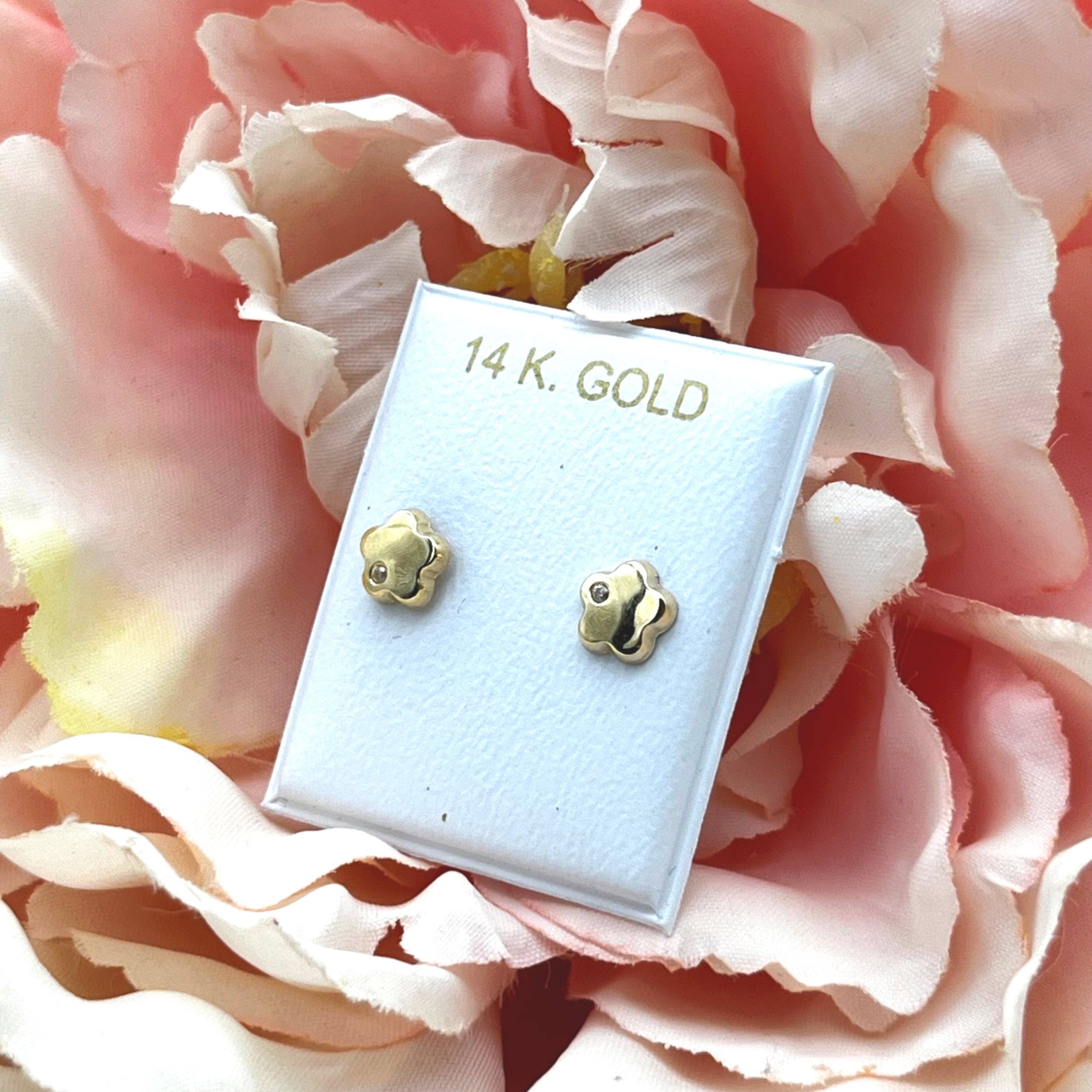 GOG Collection Earrings M&J-14KYCZFLOWERSTUD GOG Collection Earrings M&J-14KYCZFLOWERSTUD