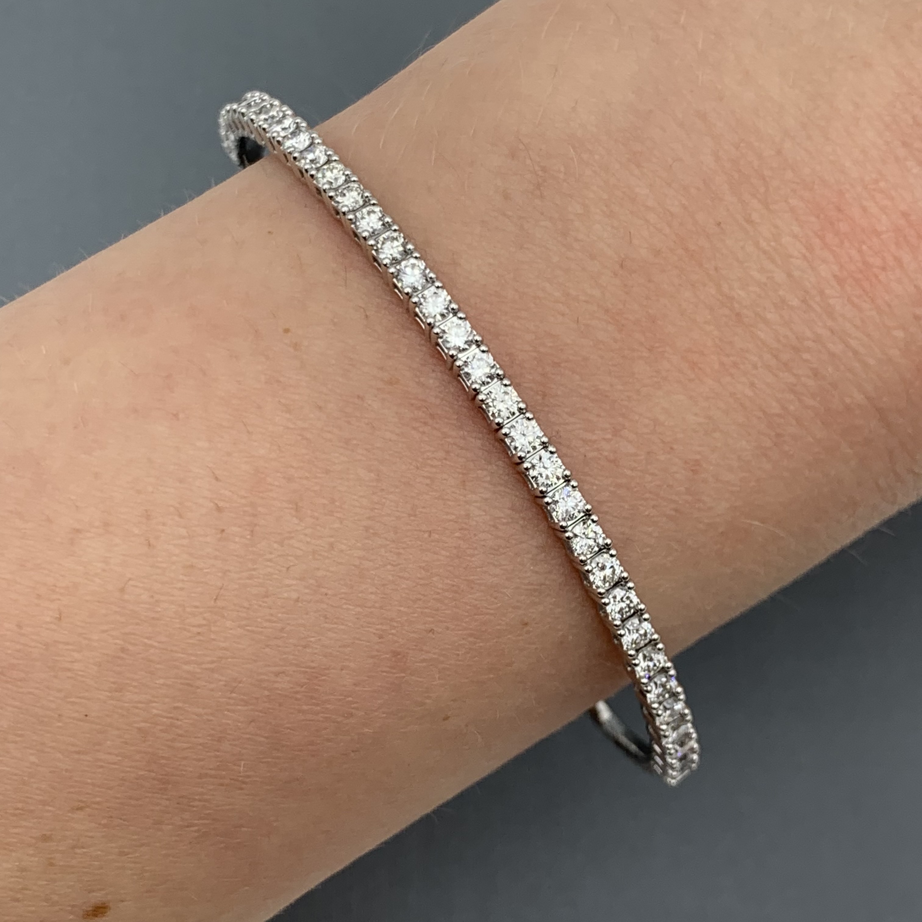 GOG Collection  Bracelet TOP-B-8165-B