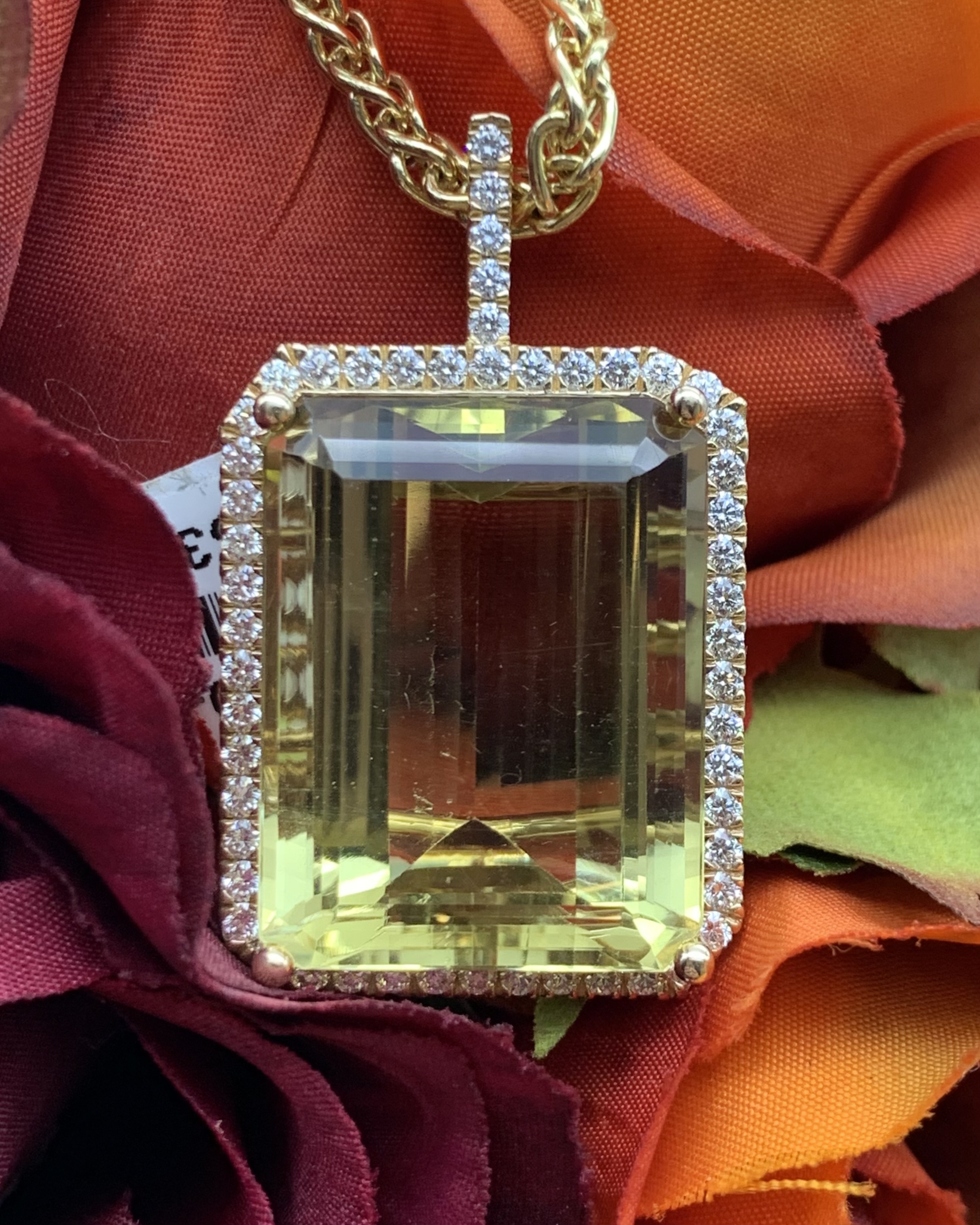 GOG Collection  Necklace UN-02-286346