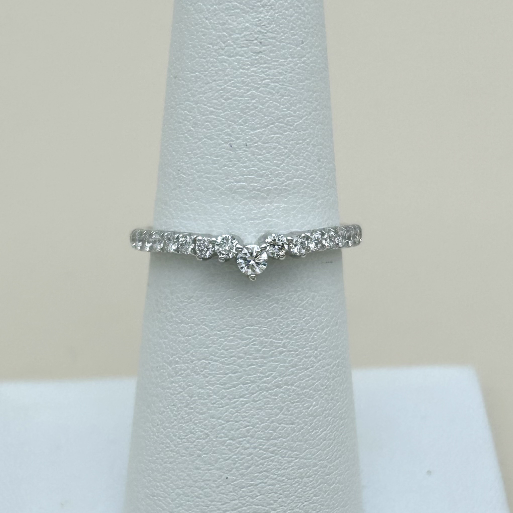 GOG Collection  Wedding Band UNI-02-479641