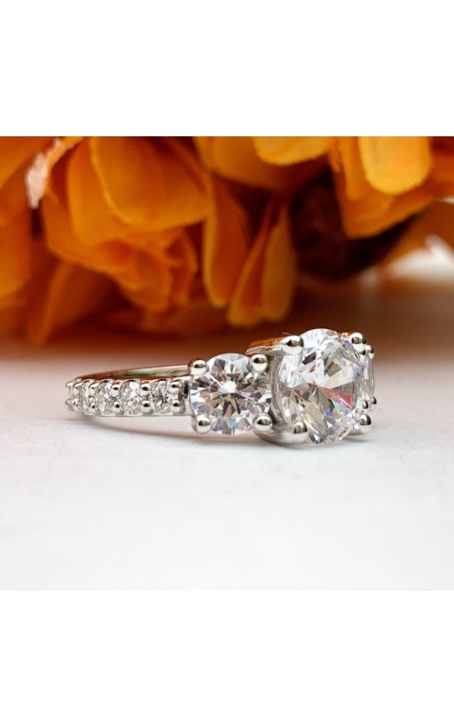 GOG Collection  Engagement Ring UNI-02-455342