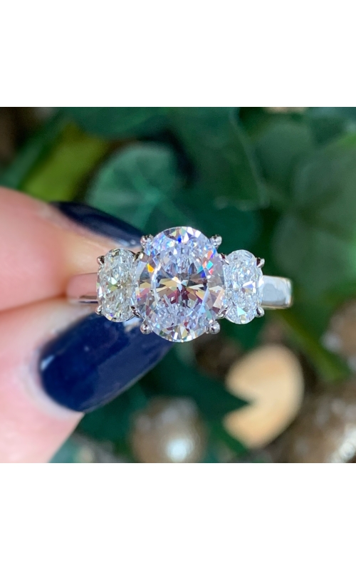 GOG Collection  Engagement Ring UNI-02-455125